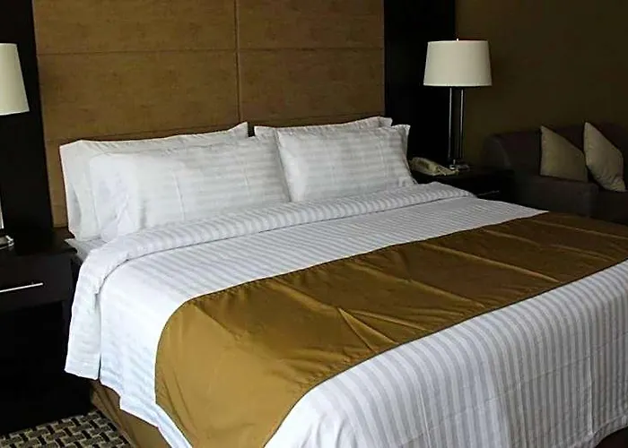 Santa Fe By Ihg Hotel 4*